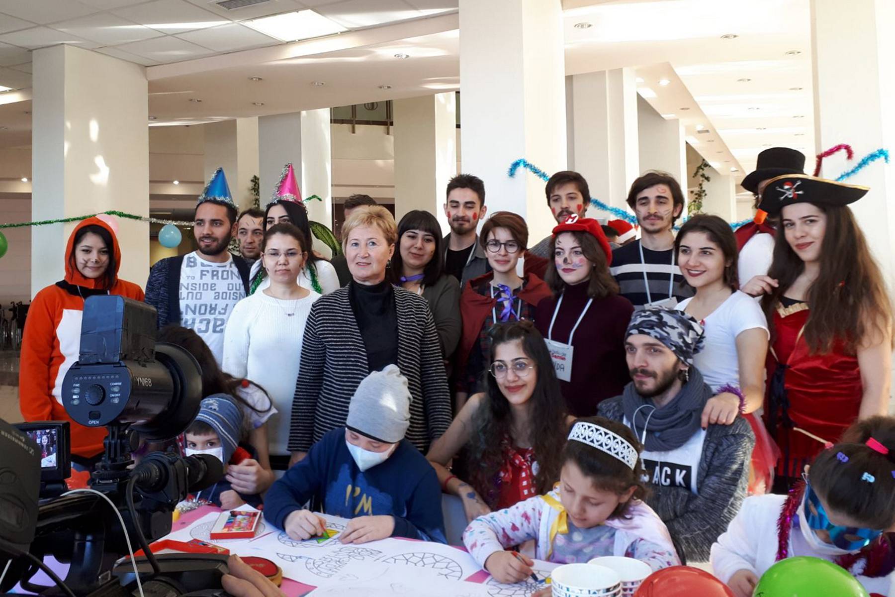 İçerde ekibinden anlamlı proje İçerde ekibinden anlamlı proje