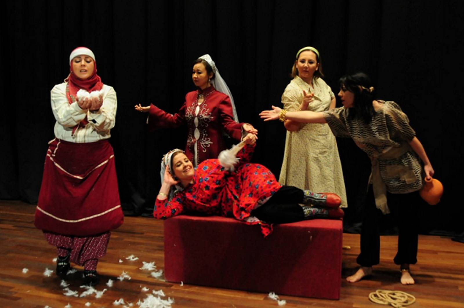 Kadın Tiyatro Topluluğu