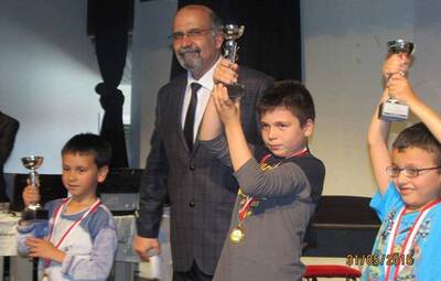 GENÇ SATRANÇILAR UMUT VERDİ