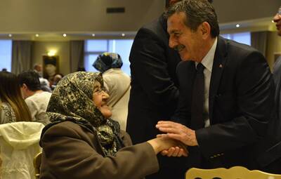 ŞEHİT AİLELERİ BİR ARAYA GELDİ
