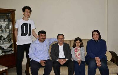 BAŞKAN ATAÇ'TAN AZRA'YA GEÇMİŞ OLSUN ZİYARETİ