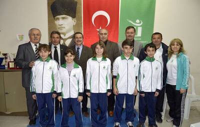 TAEKWONDOCULARDAN BAŞKAN ATAÇ'A TEŞEKKÜR