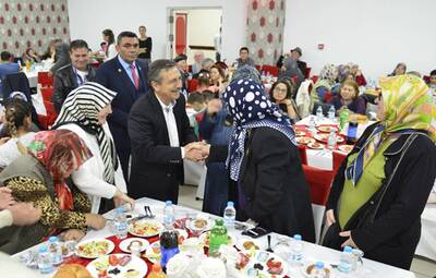 ATAÇ, ŞEHİT VE GAZİ AİLELERİ İLE İFTARDA BULUŞTU