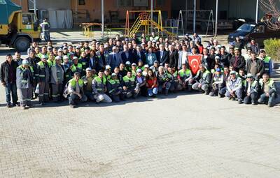 TEPEBAŞ'INDA TOPLU SÖZLEŞME SEVİNCİ