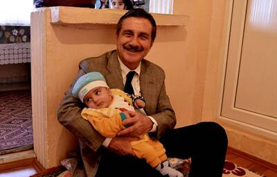 BAŞKAN ATAÇ'IN ÇOCUK SEVGİSİ VE "HOŞ GELDİN BEBEK"
