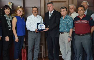 SİVRİHİSARLILAR DERNEĞİ'NDEN ATAÇ'A ZİYARET