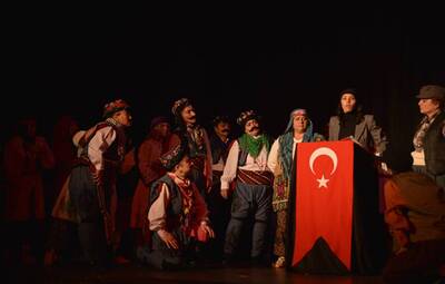 ANNELERDEN CUMHURİYET BAYRAMI'NA ÖZEL OYUN 
