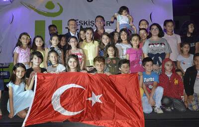 HALK KONSERİ COŞKUSU BATIKENT'TE YAŞANDI