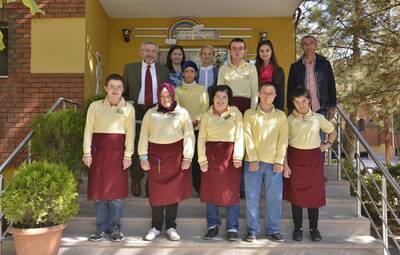 GÖKKUŞAĞI KAFE TÜRKİYE'YE ÖRNEK OLUYOR