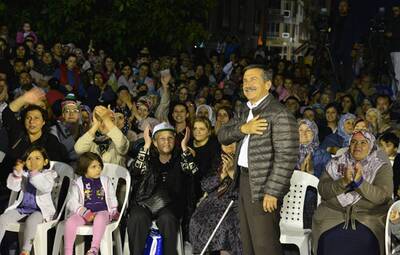 ŞİRİNTEPE'DE İFTAR SOFRASI