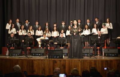 TEPEBAŞI'NIN GENÇLERİNDEN HARİKA KONSER