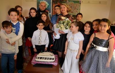 GELECEĞİN PİYANİSTLERİNDEN MİNİ KONSER