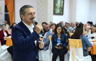 BAŞKAN ATAÇ SİVRİHİSARLILARIN İFTARINA KATILDI