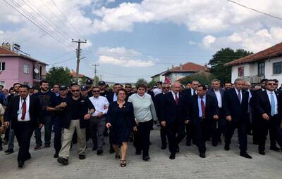 DUMLUPINAR'DA KILIÇDAROĞLU'NA TEPEBAŞI EŞLİK ETTİ