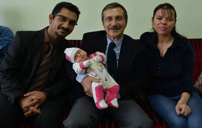 ATAÇ, BEBEK ZİYARETLERİNE DEVAM EDİYOR