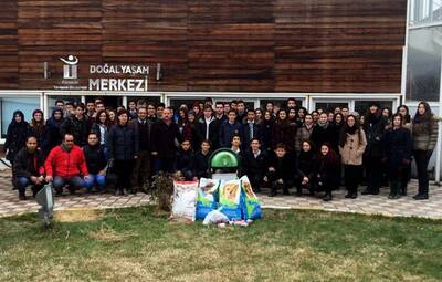 EAL ÖĞRENCİLERİNDEN ANLAMLI DAVRANIŞ
