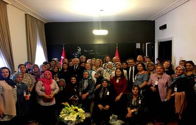 "TÜRKİYE'DE HAYAT TEPEBAŞI KADAR GÜZEL OLSA"