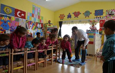 BAŞKAN ATAÇ BİR SAATLİĞİNE ÇOCUK OLDU