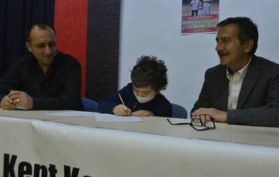 TEPEBAŞI GENÇLİK MECLİSİ LÖSEMİLİ ÇOCUKLARIN YANINDA