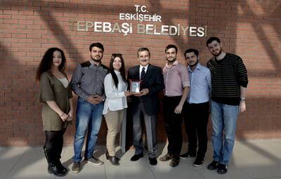 AVRUPA ÖĞRENCİ FORMU'NDAN BAŞKAN ATAÇ'A PLAKET