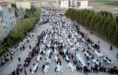 HALKIMIZ İLE BULUŞMAYA DEVAM EDECEĞİZ