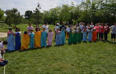 ÇOCUKLAR ÇEVRE ŞENLİĞİNDE BULUŞTU