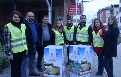 GERİ DÖNÜŞÜM İÇİN BİLGİLENDİRME EKİPLERİ