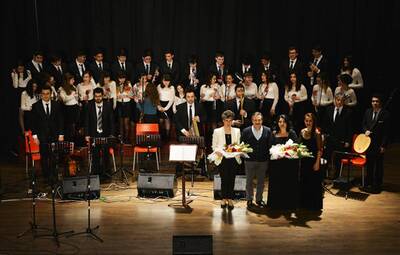 GENÇLİK KOROSUNDAN UNUTULMAZ BİR KONSER