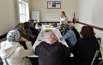 TEPEBAŞI'NDAN ANNELERE DEPRESYON EĞİTİMİ