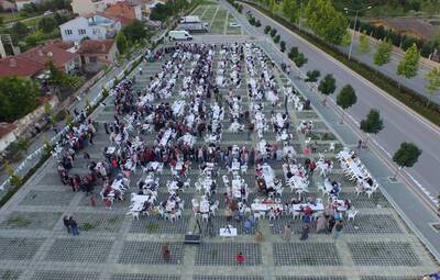  SAZOVA MAHALLESİ'NDE İFTAR SEVİNCİ