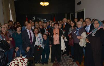 MECLİSİN KARANFİLLERİ TEPEBAŞI'NDAN 