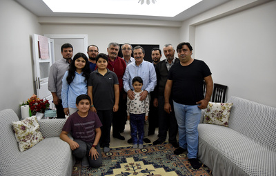BAŞKAN ATAÇ EVLERE KONUK OLMAYA DEVAM EDİYOR