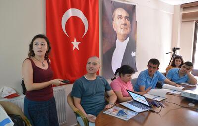 ÖZEL BİREYLER İÇİN DAHA NİTELİKLİ YAŞAM