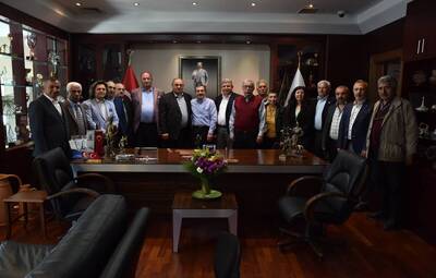 BAŞKAN ATAÇ'A TEBRİK ZİYARETLERİ SÜRÜYOR