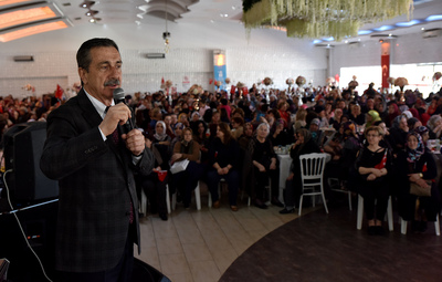 AHMET ATAÇ'A SEVGİ SELİ