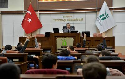 ATAÇ ÇOCUKLARA BELEDİYECİLİĞİ ANLATTI