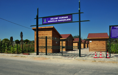 GÖNÜLLÜ BAHÇELERİ KAPALI