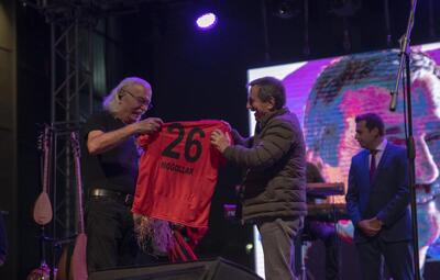 EFSANE GRUP MOĞOLLAR'DAN UNUTULMAZ KONSER