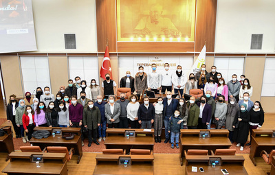 ATAÇ DİŞ HEKİMİ ADAYI GENÇLER İLE BULUŞTU