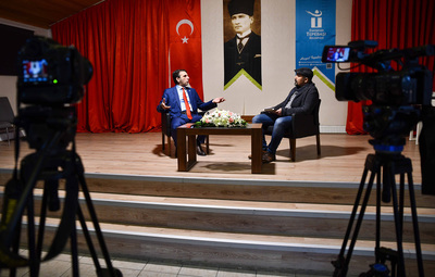 ŞEHİR KONUŞMALARI METİN SARAÇ İLE BAŞLADI
