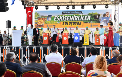 İSTANBUL'DA TEPEBAŞI RÜZGARI