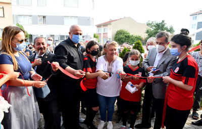 HER ZAMAN MUHTARLARIMIZIN YANINDAYIZ