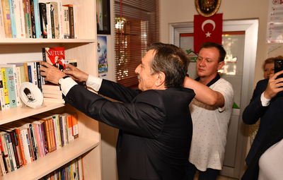 BAHÇELİEVLER MAHALLE KÜTÜPHANESİ AÇILDI