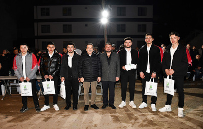 BAŞKAN ATAÇ 6 GENCİ ASKERE UĞURLADI