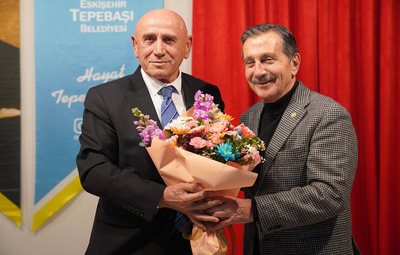 "AHMET BAŞKAN, SADECE TEPEBAŞI HALKIYLA DEĞİL, ESKİŞEHİR'LE BÜTÜNLEŞMİŞ"