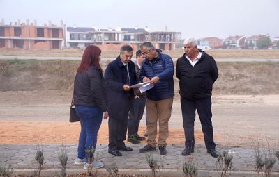 BAŞKAN ATAÇ'TAN PARK İNCELEMESİ