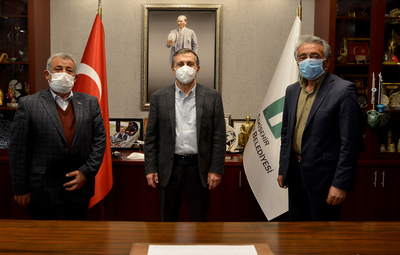 ÇİFTELER CHP'DEN BAŞKAN ATAÇ'A ZİYARET