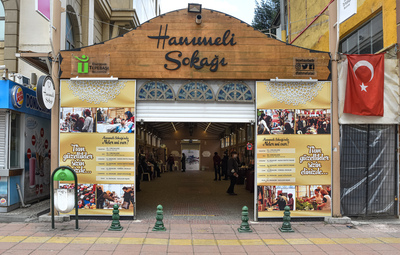 HANIMELİ SOKAĞI 5 YAŞINDA