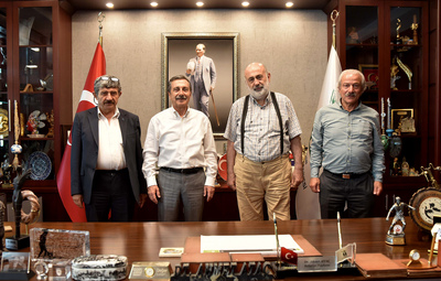 PROF. DR. UYAR'DAN BAŞKAN ATAÇ'A ZİYARET