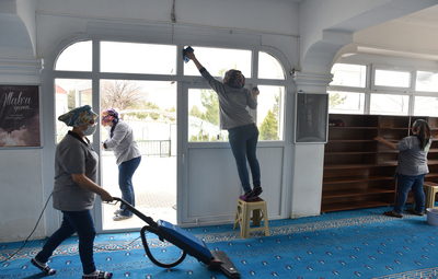 CAMİLERDE RAMAZAN TEMİZLİĞİ